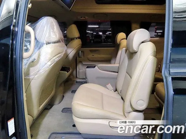 Kia Carnival 2019 thumb 7