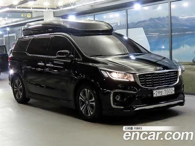 Kia Carnival 2019 thumb 11