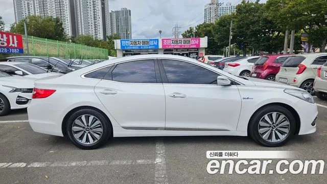 Hyundai Grandeur 2016 thumb 4