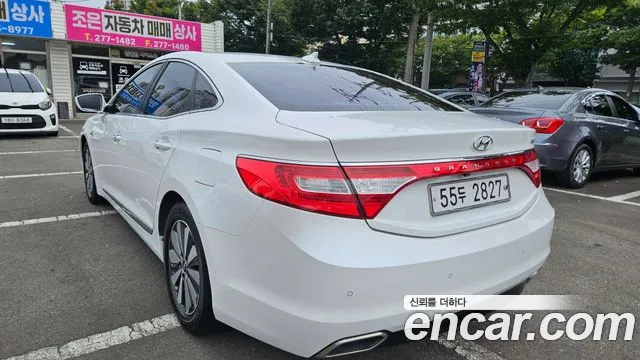 Hyundai Grandeur 2016 thumb 8