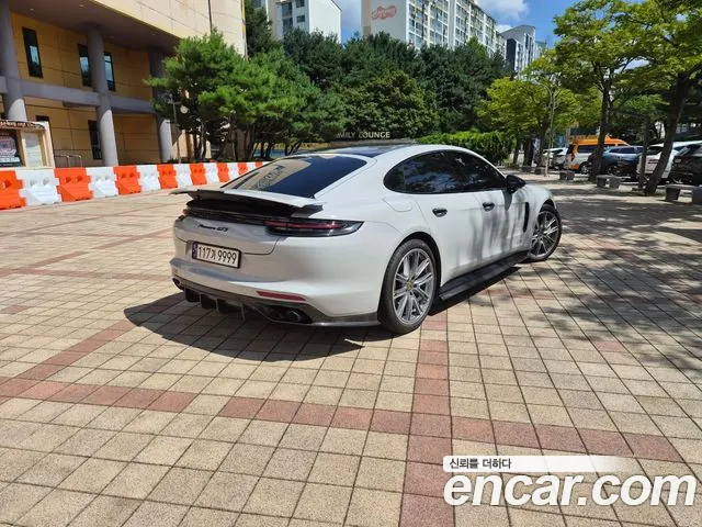 Porsche Panamera 2019 thumb 5