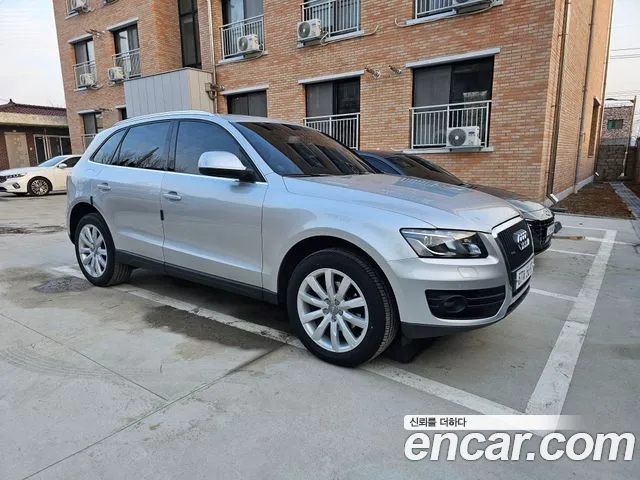 Audi Q5 2011 thumb 6
