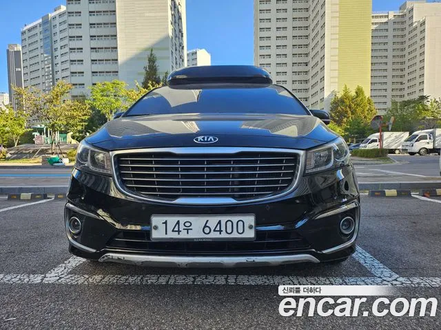 Kia Carnival 2015 thumb 6