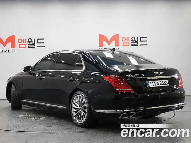 Genesis G90 2016 thumb 4