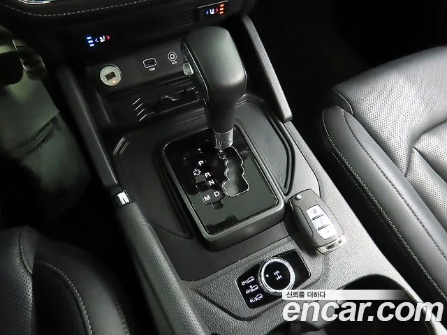 KG_Mobility_Ssangyong Rexton 2021 thumb 9