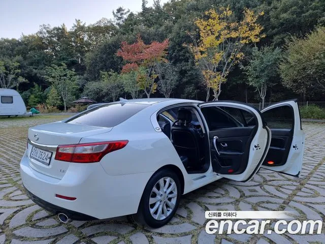 Renault-KoreaSamsung SM5 2010 thumb 8