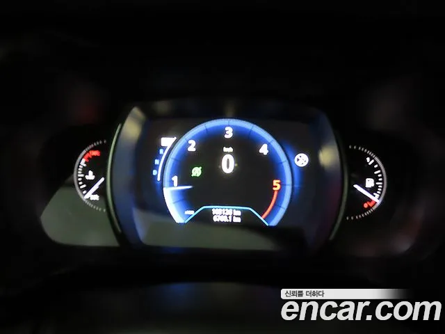 Renault-KoreaSamsung Koleos 2020 thumb 8