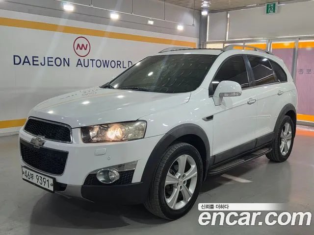 ChevroletGMDaewoo Captiva 2012 thumb 2