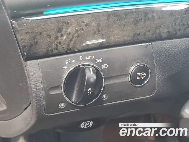 Mercedes-Benz E-Класс 2006 thumb 9