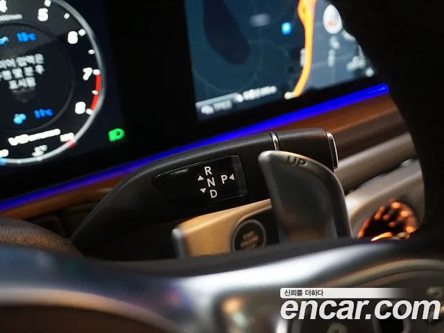Mercedes-Benz G-Класс 2023 thumb 9