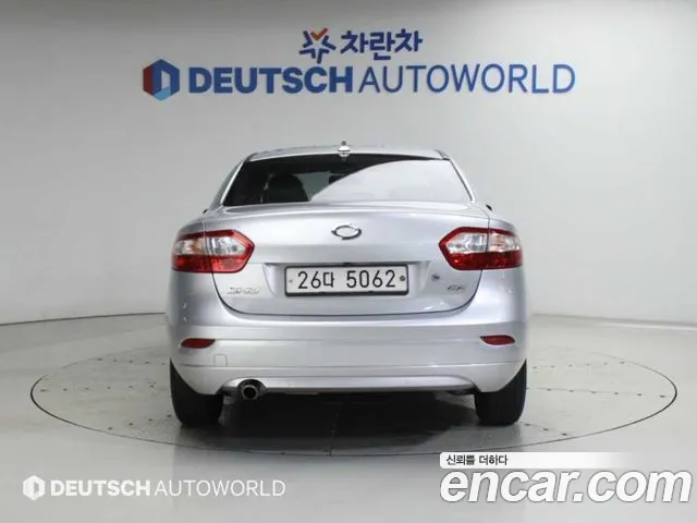 Renault-KoreaSamsung Fluence 2013 thumb 4