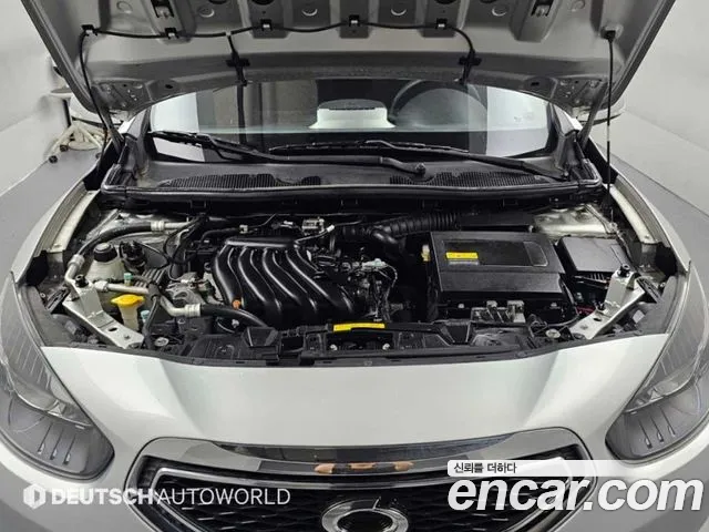 Renault-KoreaSamsung Fluence 2013 thumb 6