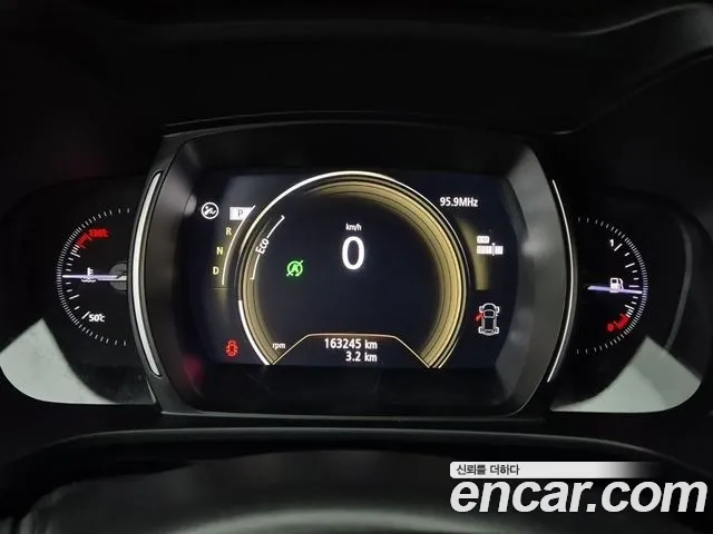 Renault-KoreaSamsung Koleos 2016 thumb 5