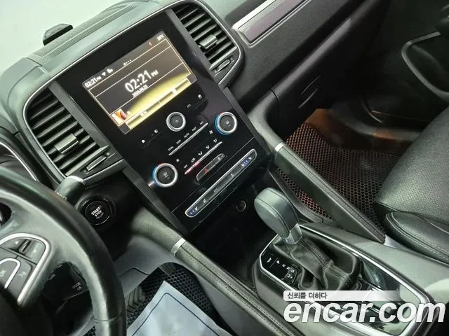 Renault-KoreaSamsung Koleos 2016 thumb 8
