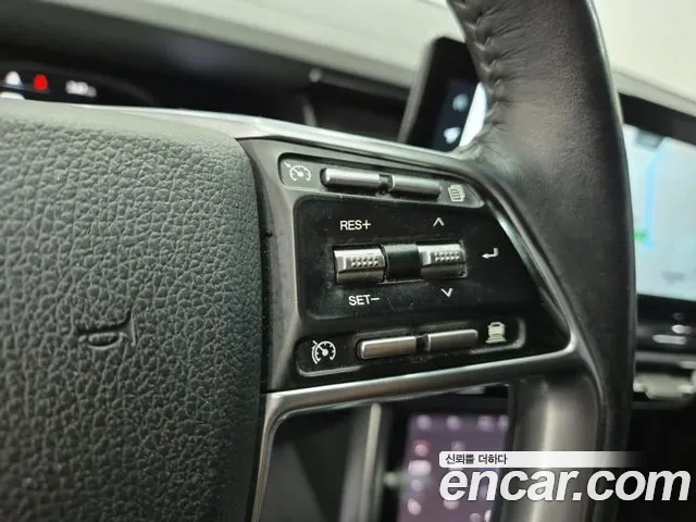 KG_Mobility_Ssangyong Torres 2022 thumb 7