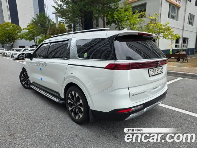 Kia Carnival 2020 thumb 2