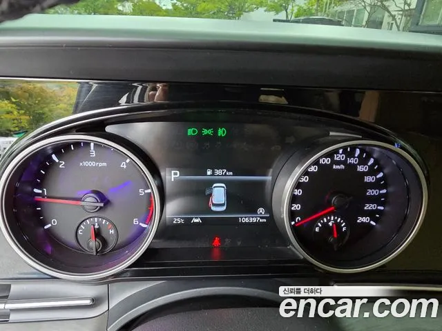 Kia Carnival 2020 thumb 8