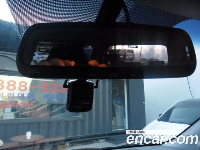 Kia Carnival 2013 thumb 5