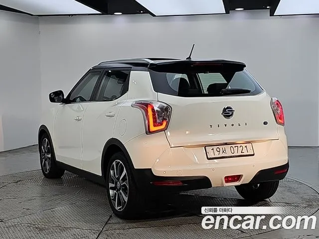 KG_Mobility_Ssangyong TIBOLI 2016 thumb 3