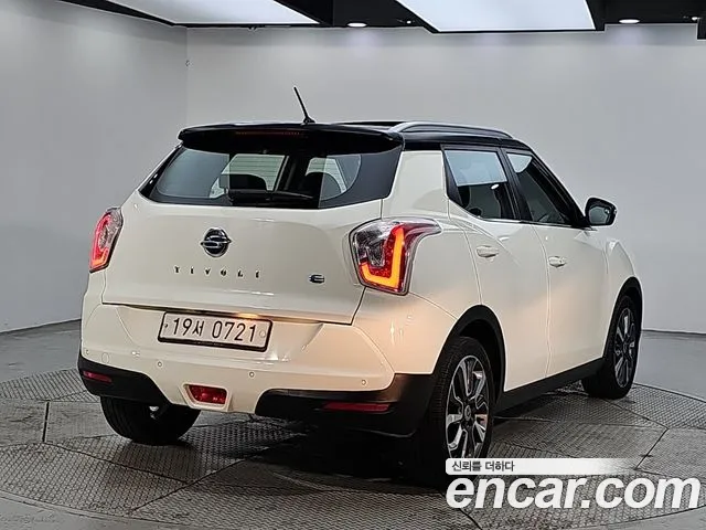 KG_Mobility_Ssangyong TIBOLI 2016 thumb 4