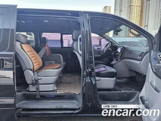 Hyundai Starex 2012 thumb 10