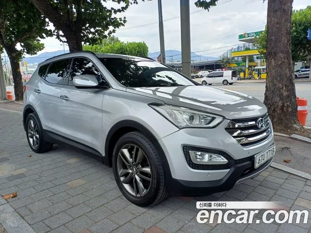 Hyundai Santa Fe 2012 thumb 3