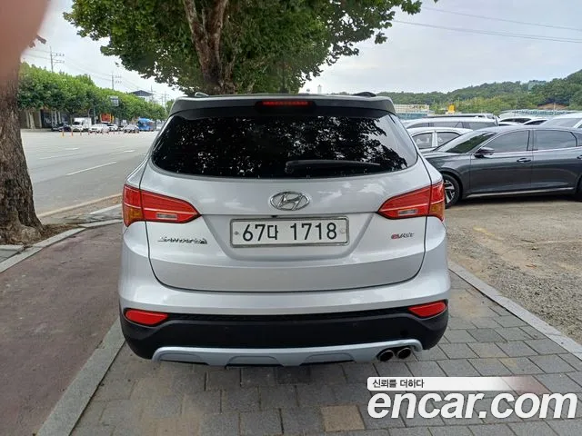 Hyundai Santa Fe 2012 thumb 5
