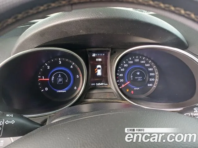 Hyundai Santa Fe 2012 thumb 7