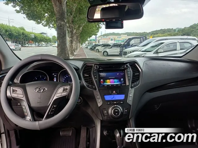 Hyundai Santa Fe 2012 thumb 10
