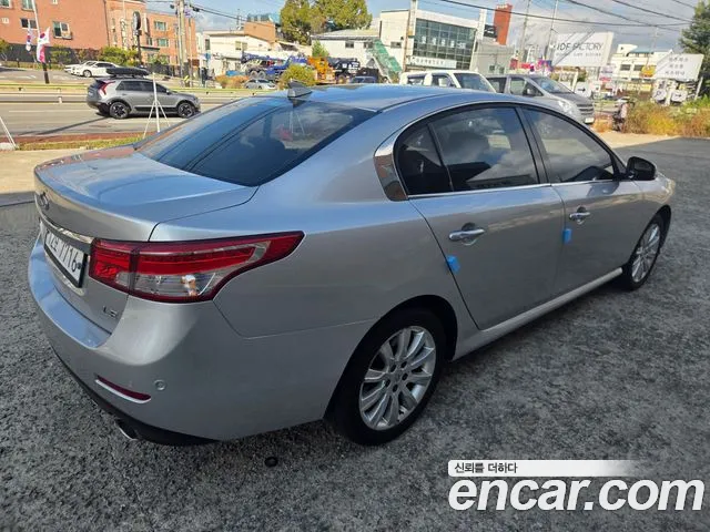 Renault-KoreaSamsung SM5 2013 thumb 5