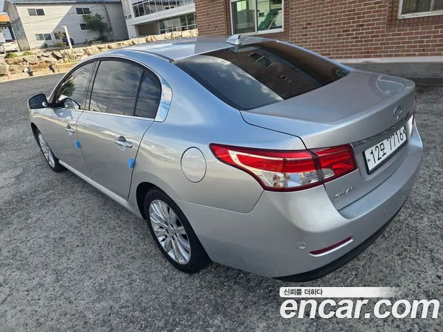 Renault-KoreaSamsung SM5 2013 thumb 6