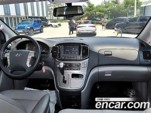 Hyundai Starex 2019 thumb 8