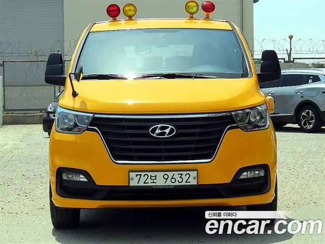 Hyundai Starex 2019 thumb 12