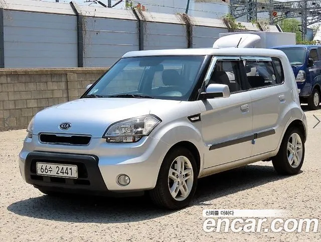 Kia Soul 2010 thumb 2