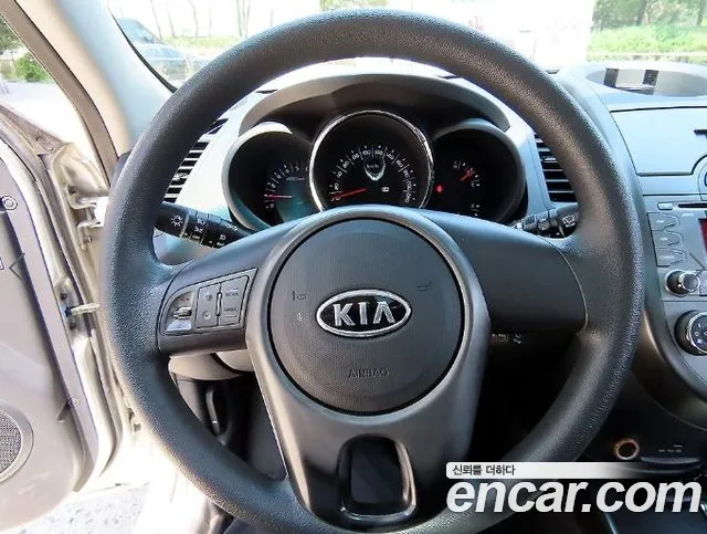Kia Soul 2010 thumb 8