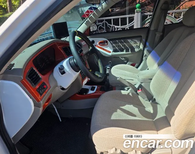 Hyundai Avante 2003 thumb 5