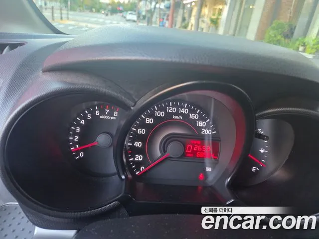 Kia Ray 2013 thumb 8