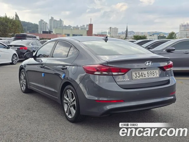 Hyundai Avante 2018 thumb 7