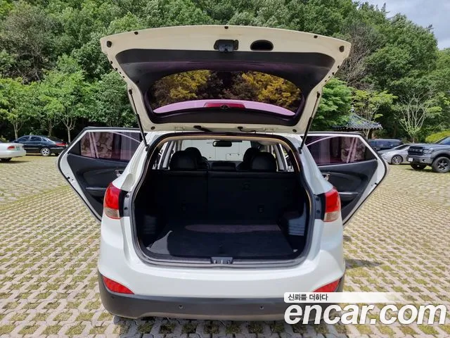 Hyundai Tucson 2013 thumb 10