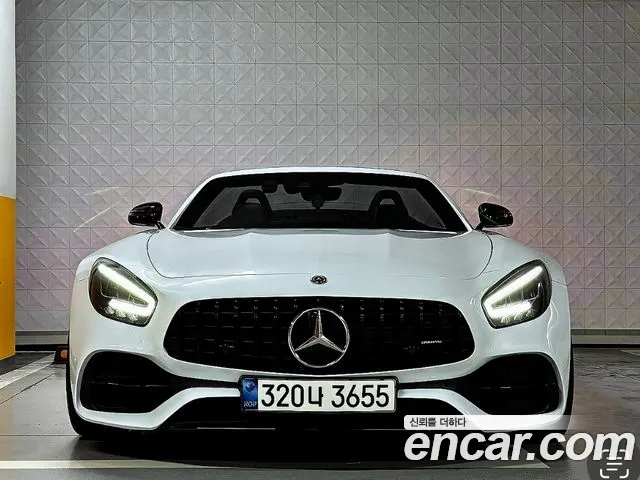 Mercedes-Benz AMG GT 2021 thumb 2