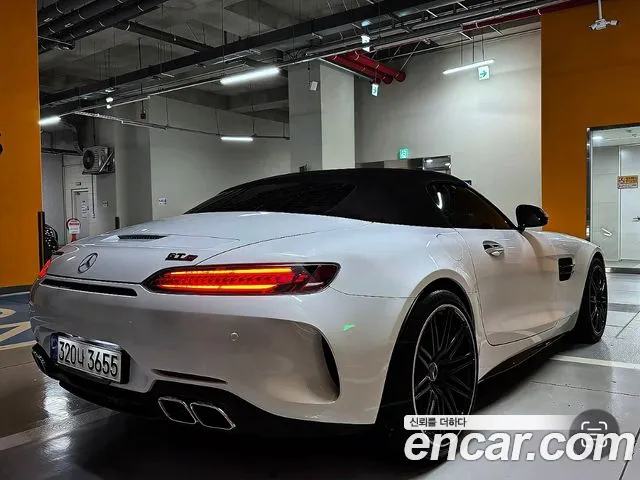 Mercedes-Benz AMG GT 2021 thumb 6