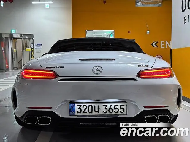 Mercedes-Benz AMG GT 2021 thumb 9