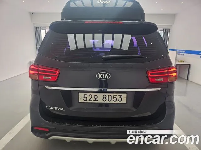 Kia Carnival 2018 thumb 7