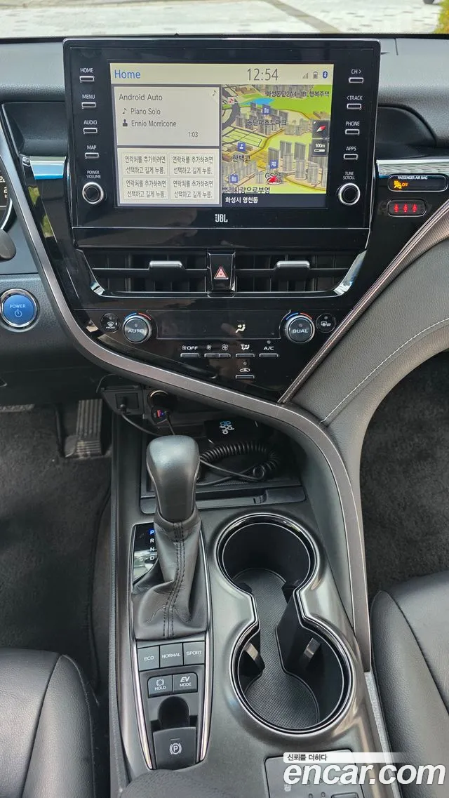 Toyota Camry 2022 thumb 9
