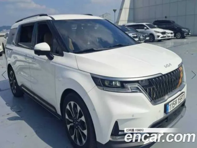 Kia Carnival 2021 thumb 2