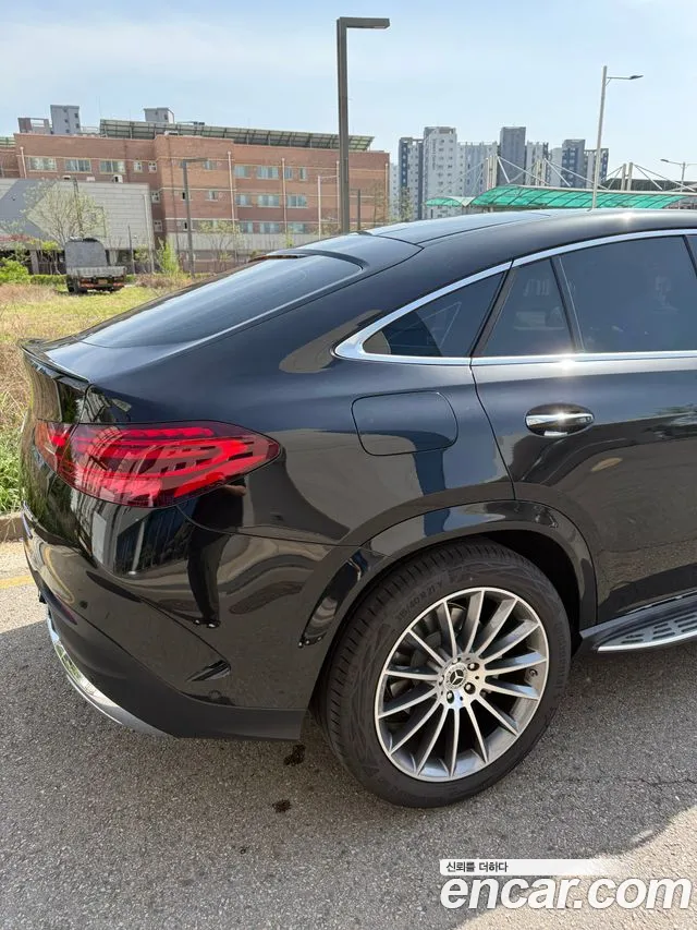 Mercedes-Benz GLE 2025 thumb 6