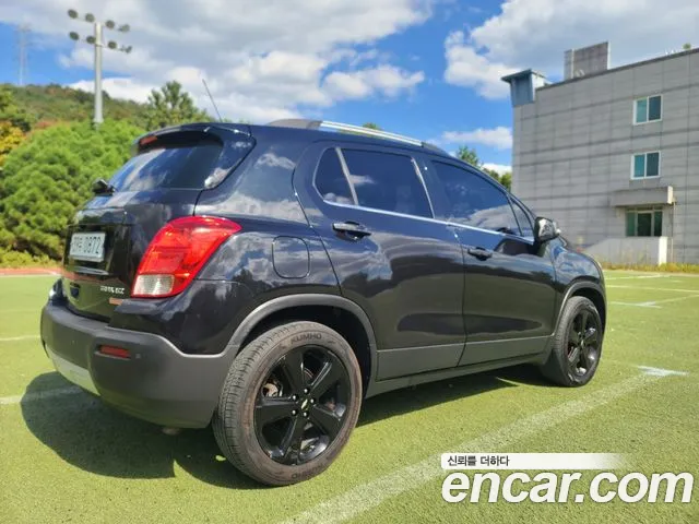 ChevroletGMDaewoo Tracker 2016 thumb 6