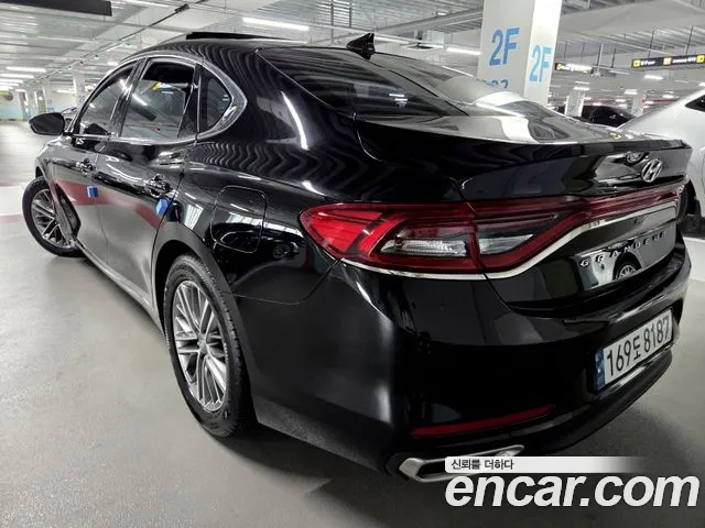 Hyundai Grandeur 2016 thumb 5