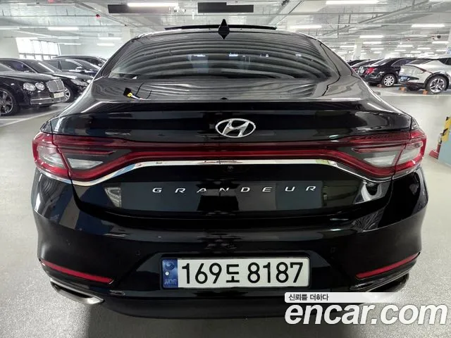 Hyundai Grandeur 2016 thumb 6