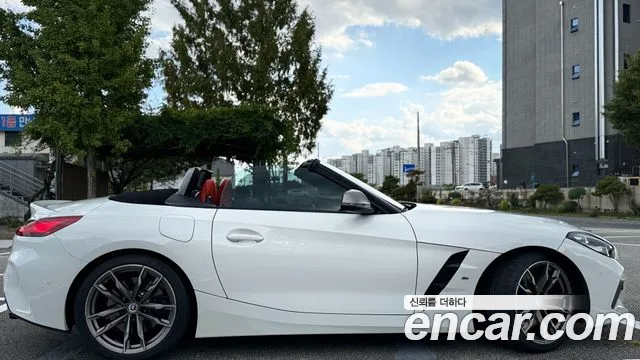 BMW Z4 2022 thumb 9